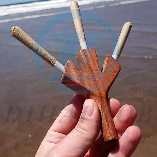 3\/3\/2 Opis lesenega držala za cigarete cevi